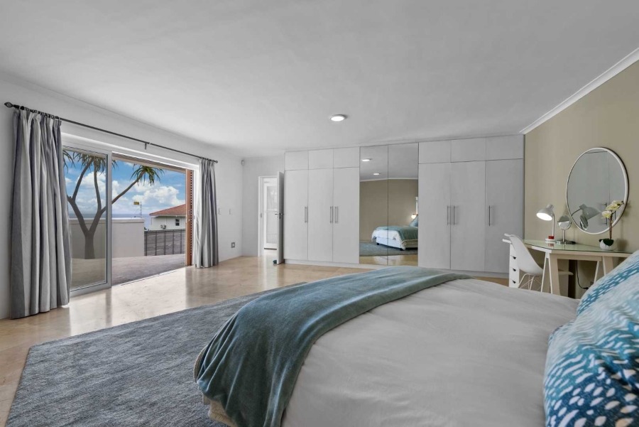 4 Bedroom Property for Sale in Camps Bay Western Cape